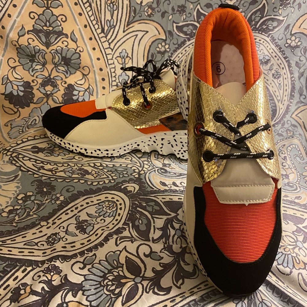 Brand~ Lucky step women’s shoes color~ Orange leopard